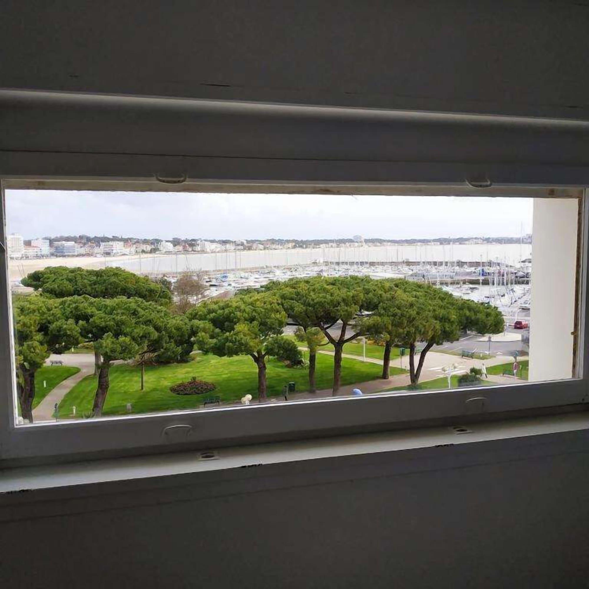 Brit Hotel Hermitage Royan Esterno foto