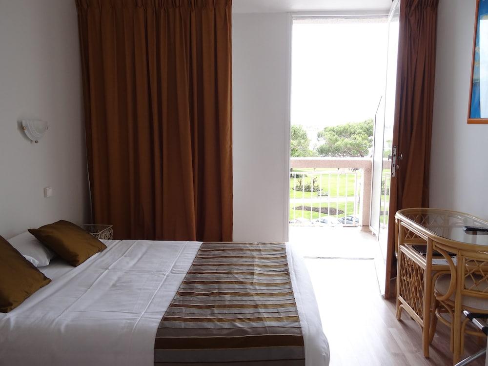 Brit Hotel Hermitage Royan Esterno foto