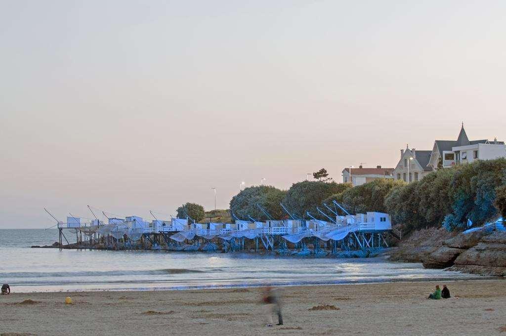 Brit Hotel Hermitage Royan Esterno foto
